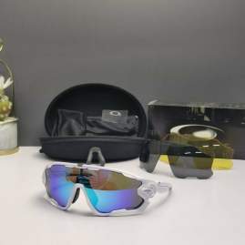 Picture of Oakley Sunglasses _SKUfw66124550fw